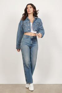 medium-wash-annie-cropped-trucker-denim-jacket (1).jpg