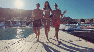1381248050_ezgif.com-gif-maker(9).thumb.gif.f89dc56fb1257e9bf2893cd945ba5638.gif