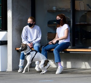        zoe120221BZNimage3.jpg