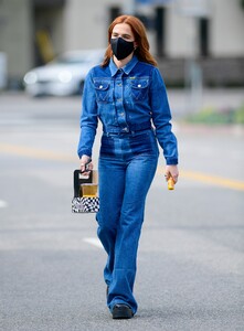        zoe090221BZNimage112.jpg