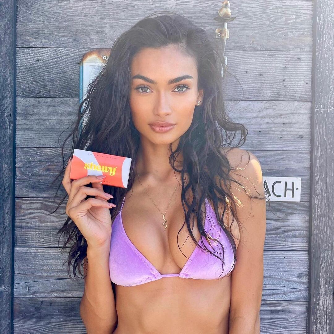 Kelly Gale. 