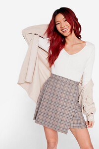 off-white-sweetheart-to-sweetheart-neckline-ribbed-top (3).jpeg