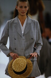 1674726837_IsaacMizrahiSpring1994(4).thumb.jpg.3551c40d54a36b32dcc86bc2fdbeed2d.jpg