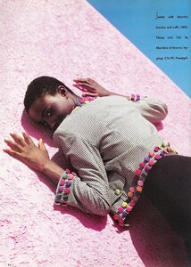 1857070490_ChecksMarieClaireUK19911.thumb.jpg.a12eab55d0b14cc30f6cec59c94d9730.jpg