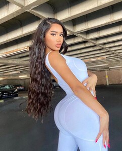 18e65732-9262-4bd5-8a61-0fd260d3e1c3.jpg