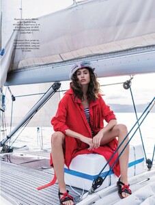 elle nl-page-008.jpg