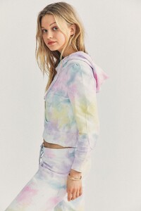 20210111_Ecom_TNorthcut_SHOT11-LK224-332-KIRBYHOODIE-UNICORN-0791.jpg