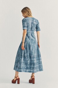 20210111_Ecom_TNorthcut_SHOT14-LD113-175H-EDIEDRESS-WASHEDDENIMHANDDYE-0082_result.jpg