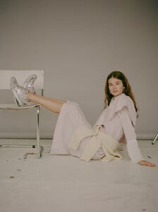 Emma+Trim+and+Sasha+Clyde+by+WUL+Magazine (9).jpg