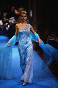 2090319123_TorrenteCoutureSpring1997(21).thumb.jpg.47f0fd9a16474552ab36b3c036caa839.jpg