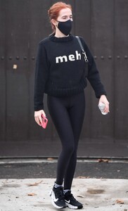       zoe040221BZNimage104.jpg