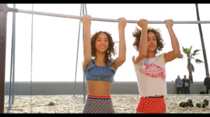 LOVE - Tommy Hilfiger-00.00.41.615.png