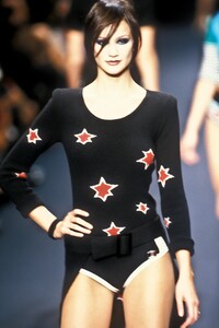 377717351_SoniaRykiel1996WomenRTW72.thumb.jpg.bd4ebf9113a027884c34464789a4cfc7.jpg