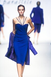 403984441_EmanuelUngaro1997WomenRTW93.thumb.jpg.7e3315ab4d46ae73e0296b7694baa154.jpg