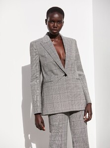 47_ScanlanTheodore_Summer20_Campaign.jpg