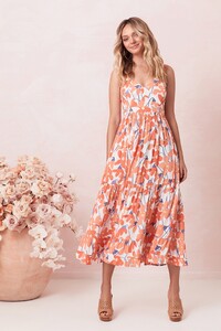 4dc77cb95c0160afb5ae05ee1d96dbb8.jpg