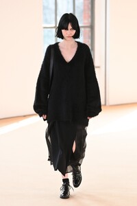 Sofia Steinberg Max Mara Fall 2021 RTW MFW 2.jpg