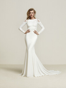 598503766_collazione_2018_Pronovias30.thumb.jpg.b3baee05b27fd1fce687ab805aefee45.jpg