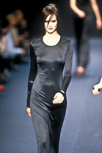 639328690_SoniaRykiel1996WomenRTW51.thumb.jpg.bfa9cc48cc78056914e8942b1ba23ed5.jpg