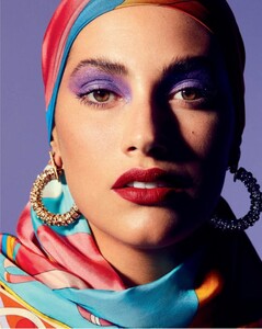 Lorena+Duran+by+Miguel+Reveriego+Vogue+Spain+March+2021+(4).jpg