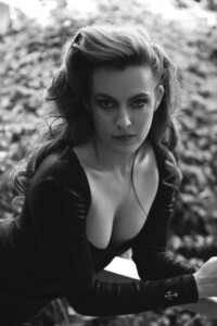 66605701_riley-keough-flaunt-magazine-2017-04.jpg