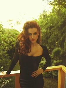 66605711_riley-keough-flaunt-magazine-2017-12.jpg