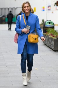        jen040221BZNimage103.jpg