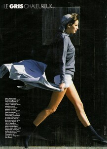 725596373_ELLEFrance21stMay1990DuGrisEnEteOlivieroToscani1.thumb.jpg.4d1fdaad725a73b0a30d84e0465a249c.jpg