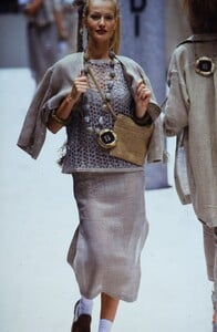 779924126_Fendi-Spring-1993-Karen-Mulder(2).thumb.jpg.4df6393a3b7e61fc34af0e881b8fadfe.jpg