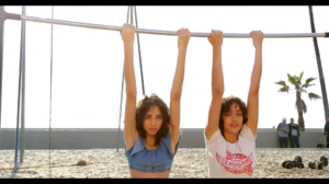 LOVE - Tommy Hilfiger-00.00.42.004.png