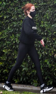        zoe040221BZNimage101.jpg