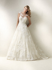 841539470_collazione_2018_Pronovias5.thumb.jpg.3420d544e0616583a6ab43105ea91f1c.jpg
