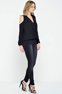 8677-black-3.jpg