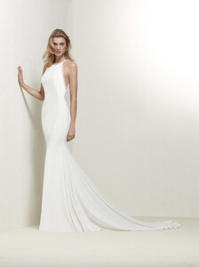 901138476_collazione_2018_Pronovias1.thumb.jpg.6fe6994b78cee19f75649a81b6076d36.jpg