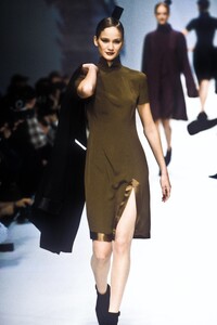 932233792_HerveLeger1996WomenRTW28.thumb.jpg.783b15254d99551c3b56baf62754325a.jpg