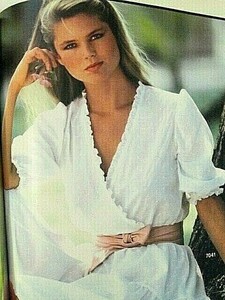 McCALLS-PATTERN-CATALOG-Summer-1980-Counter-Book-_57 (3).jpg