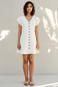 992A_WI_The-Amelie-Dress_White-Front_result.jpg