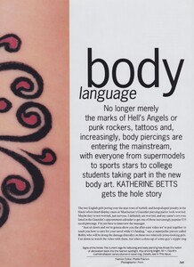 Body_Penn_US_Vogue_April_1994_02.thumb.jpg.24152c0741aa1dbf314b9c2c07751b99.jpg