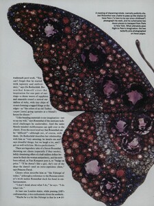 Brilliant_Penn_US_Vogue_December_1992_04.thumb.jpg.5c8aa1aa8281cf09ac275c43ec90eeaf.jpg