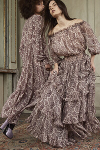 Cinq-a-Sept-F21-10.thumb.jpg.1721f08a9d7b5fd0244e97bf406d80ff.jpg