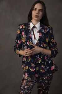 Cinq-a-Sept-F21-19.thumb.jpg.c1f06d3add6dd540a63bea38572d784e.jpg