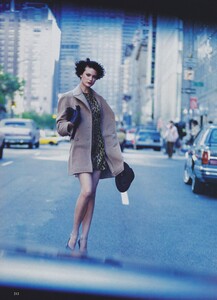 Coats_Elgort_US_Vogue_August_1994_03.thumb.jpg.bfd454c43ed7b669a8acbd5a3c1465bb.jpg