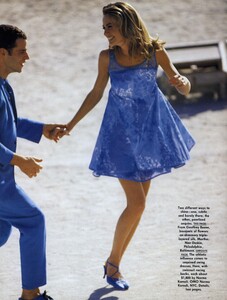 Coquette_Elgort_US_Vogue_February_1991_07.thumb.jpg.4e094126fd194d3c0458ce05e6d5a78f.jpg