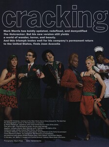 Cracking_Maser_US_Vogue_December_1992_01.thumb.jpg.254ee1a20e92b2ff5c44fd5f2a7582ac.jpg