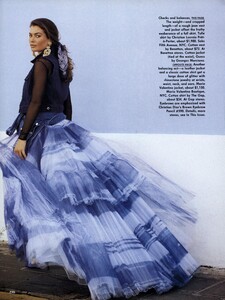 Demarchelier_US_Vogue_March_1992_05.thumb.jpg.11f97fc0995d1807ba006c4559c2355b.jpg