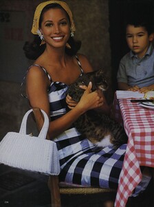 Elgort_US_Vogue_December_1992_11.thumb.jpg.3812ff477f8ed9c6b1fa6487903f56df.jpg