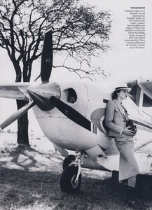 Elgort_US_Vogue_June_2007_16.thumb.jpg.df829bc8da8cf1d60b6694b87dc4cf61.jpg