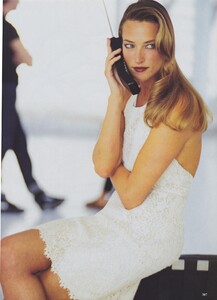 Elgort_US_Vogue_November_1994_06.thumb.jpg.54af725053a46d1e9dedfa9d8b59bd1b.jpg