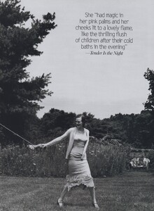 Elgort_US_Vogue_November_2003_14.thumb.jpg.36ba2e6717fd820ea4e5c97fab4b62ee.jpg