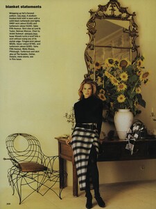 Elgort_US_Vogue_October_1992_09.thumb.jpg.8142014b3bfe5d24f97124444ebfff86.jpg